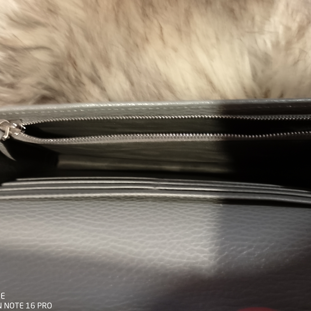 Gucci Light Gray Leather GG Marmont chain wallet - Picture 5 of 16